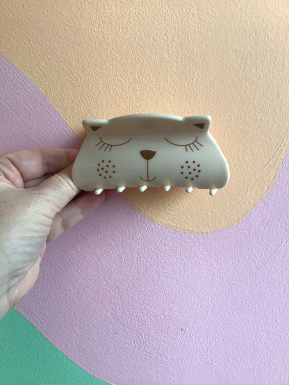 Pretty Kitty Hair Claw