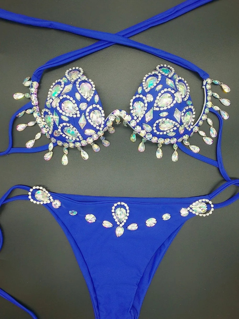 Sparkling Rhinestone Tassel Costume Bikini Set – Shimmering Crystal Fringe Bra & Belt Set for GoGo Dancers, Raves & Stage Performances